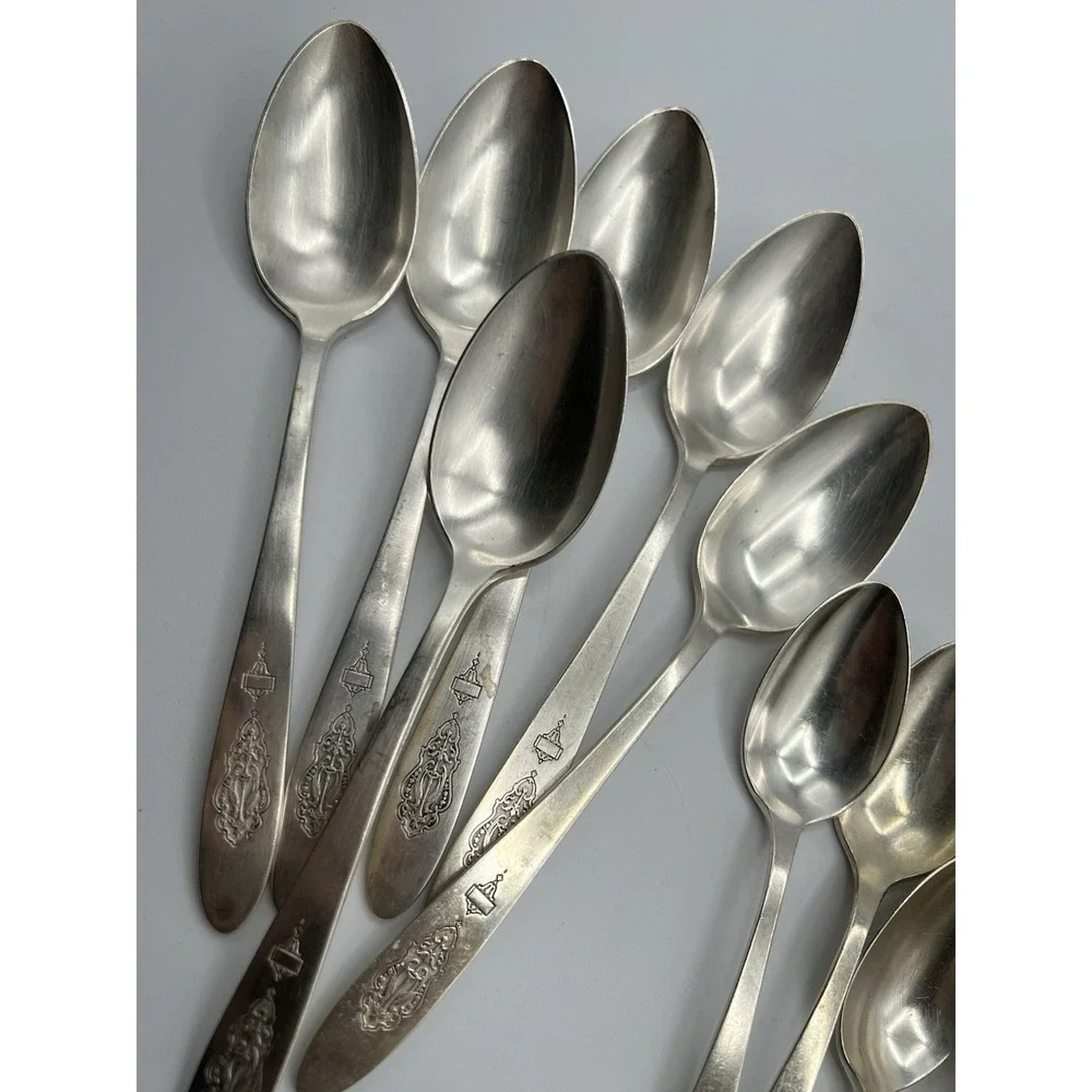 64 Pc ONEIDA BIRD of PARADISE COMMUNITY PLATE 1923 SILVERWARE Forks Knives Spoon